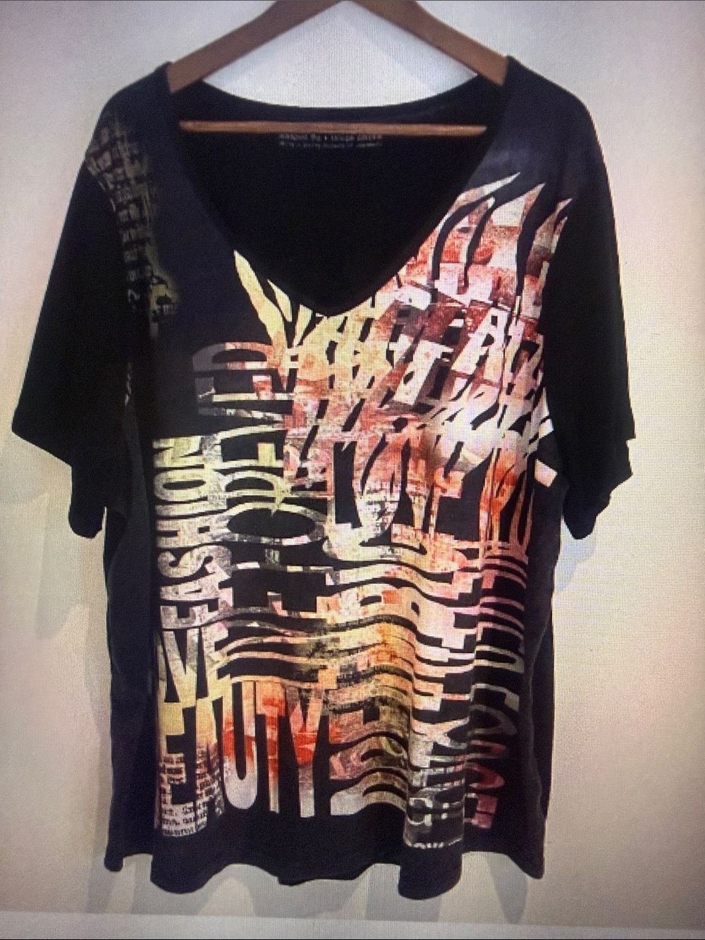 Penningtons Women Black W/Colored Writing Short Sleeve Pullover Top Size 5X